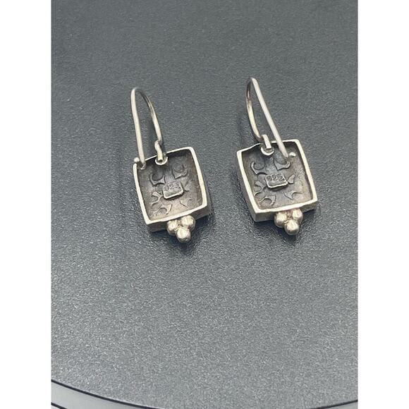 Artisan Sterling Silver Signed 925 Raised Swirl Filigree Boho Drop Bali Earring - Picture 13 of 13